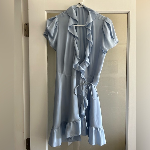 Sunday Best Short-sleeve Tie Dress - Picture 4 of 4